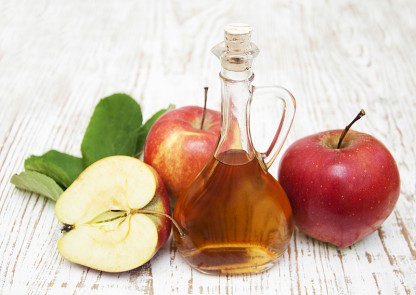 3 Apple Cider Vinegar Benefits: How to Have a Healthier Heart, Better Blood Sugar, and Lose Weight, Too